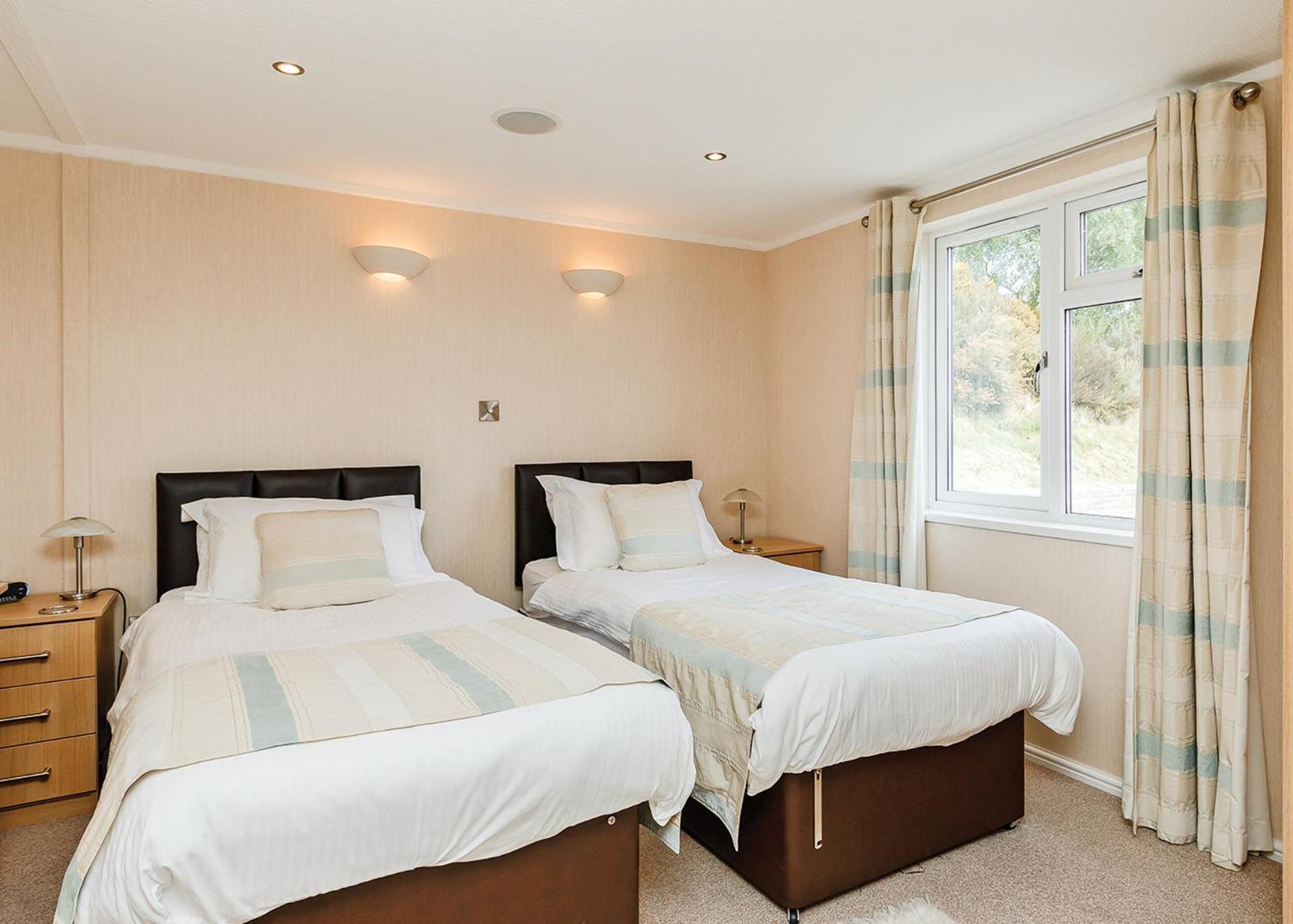 Kessock Highland Lodges North Kessock Room photo