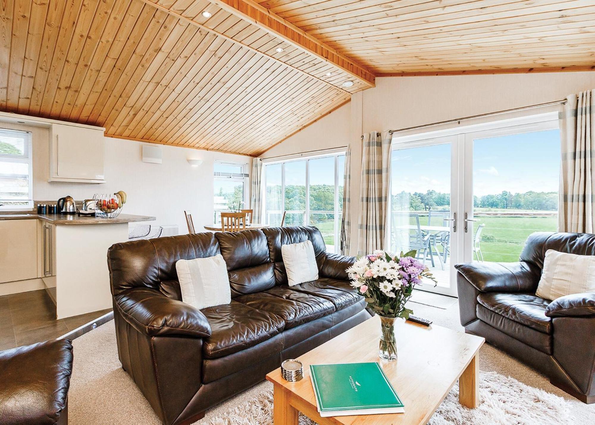 Kessock Highland Lodges North Kessock Room photo